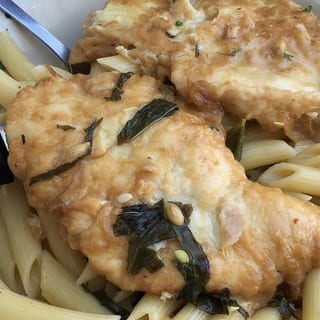 Chicken / Veal Parmigiana